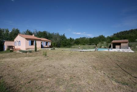 Maison de plain pied avec piscine et vue a Roussillon en Luberon
